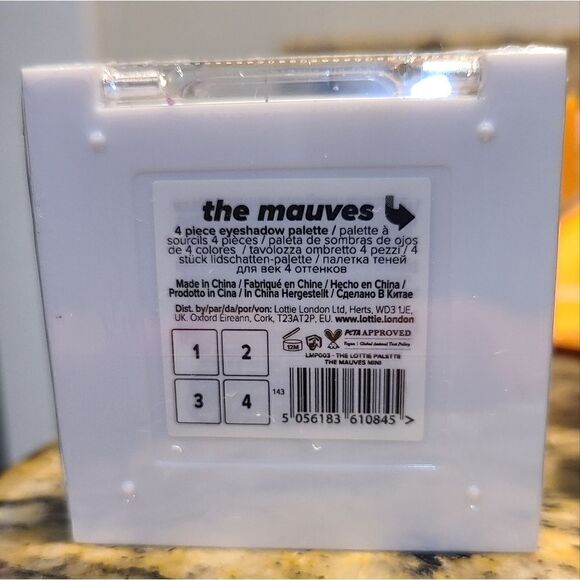 Lottie London Eyeshadow Palette,  Mauve pinks - Picture 2 of 2